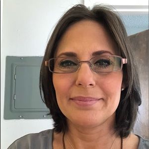 Meet your Posher, Sheila